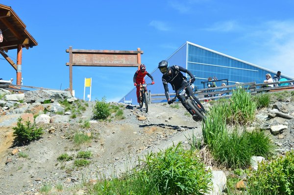 Comment les sportifs transforment-ils le paysage sportif grâce aux réseaux sociaux ?
